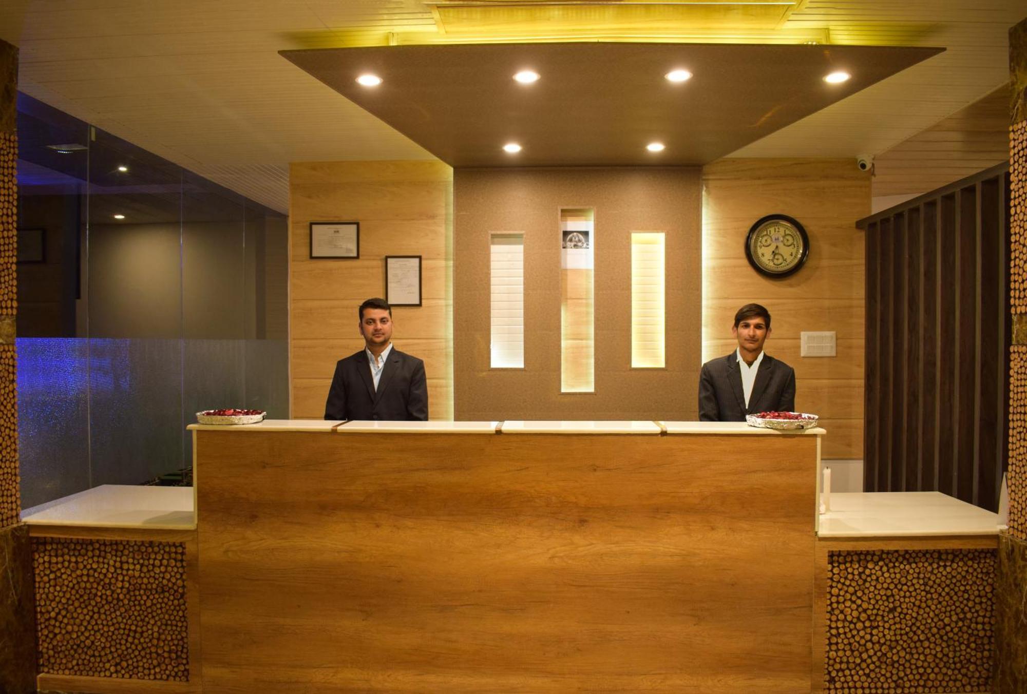 Mountain Nature Valley Resort Mashobra By Aachman - A Resort Away From City Hustle Shimla Buitenkant foto